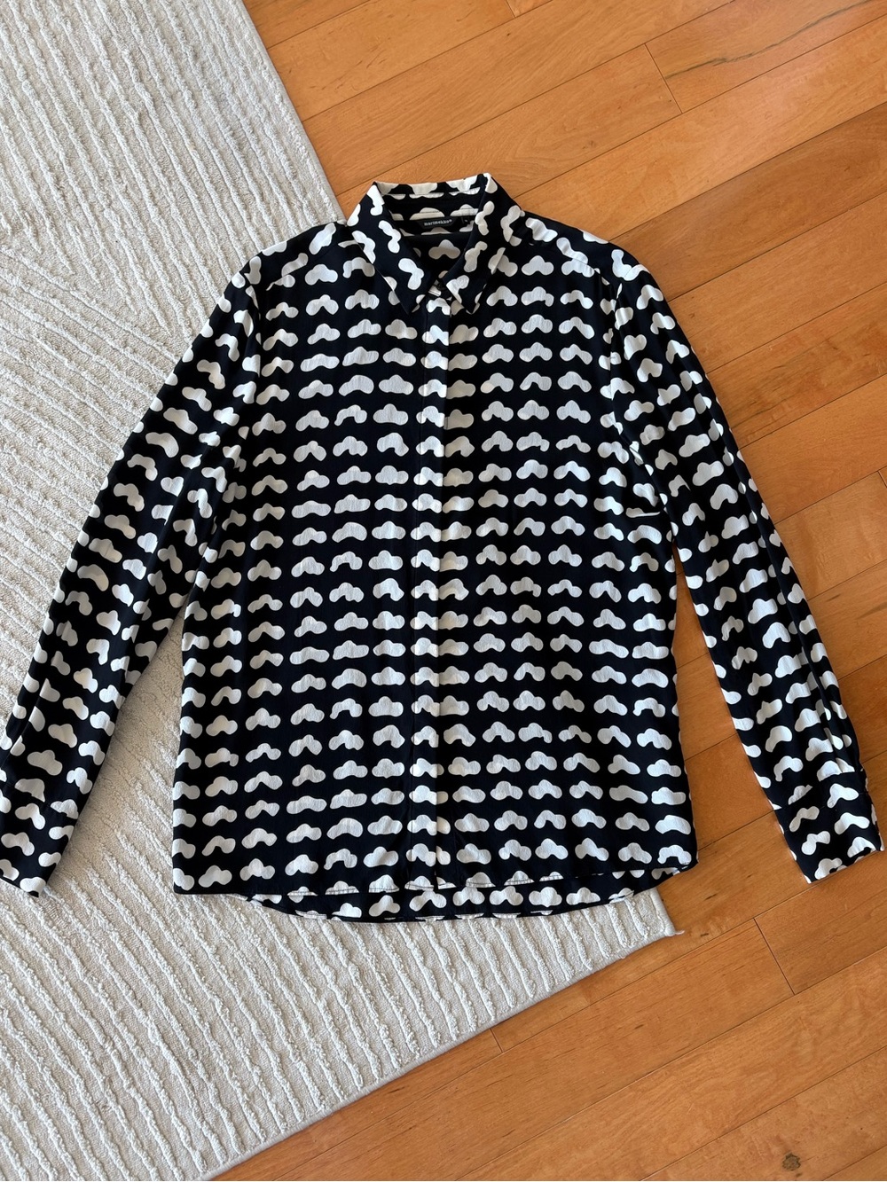 Marimekko Hattara Black and White Cloud-Pattern Button-Down Silk Shirt